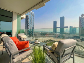 HiGuests - Spacious Apt Near Zabeel Park With Panoramic Views